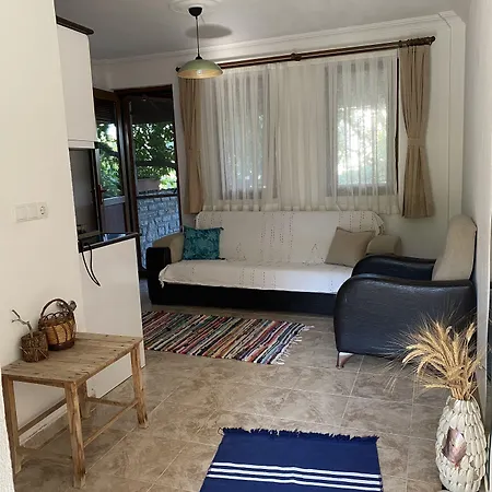 Belfin Pansiyon Ovabuekue Döşeme